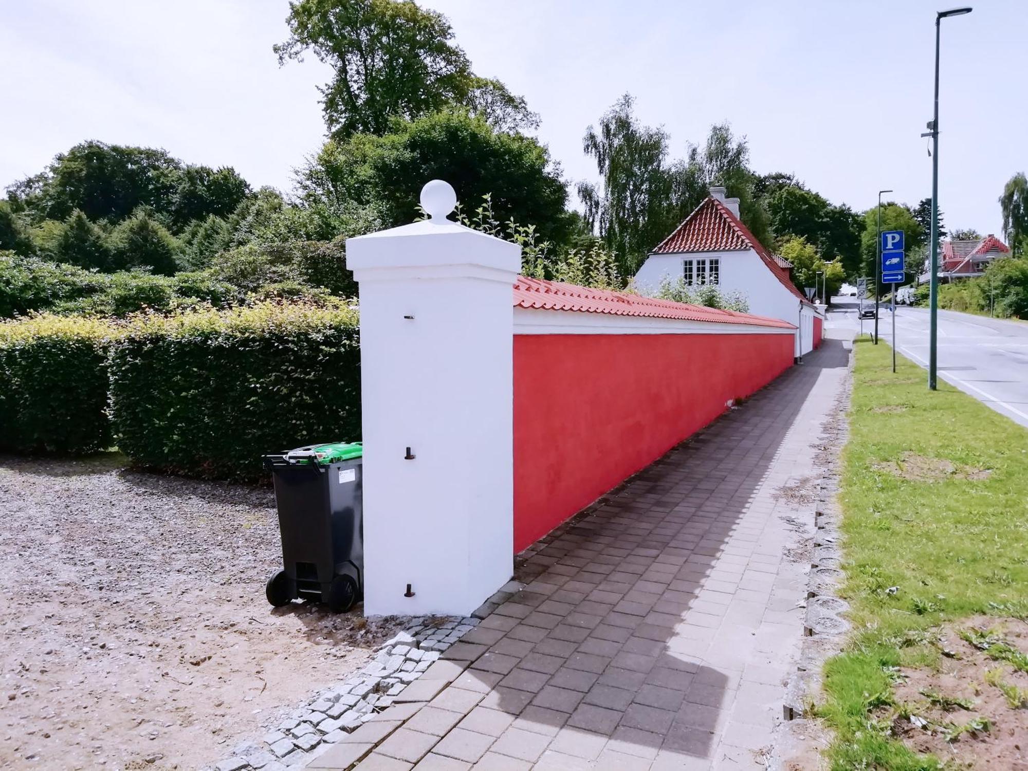 Den Gamle Kro Ved Gram Slot Exterior photo